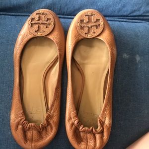 Tory Burch tan flats